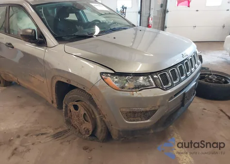 2018 Jeep Compass Sport 4X4 from USA, damaged, VIN 3C4NJDAB6JT179613